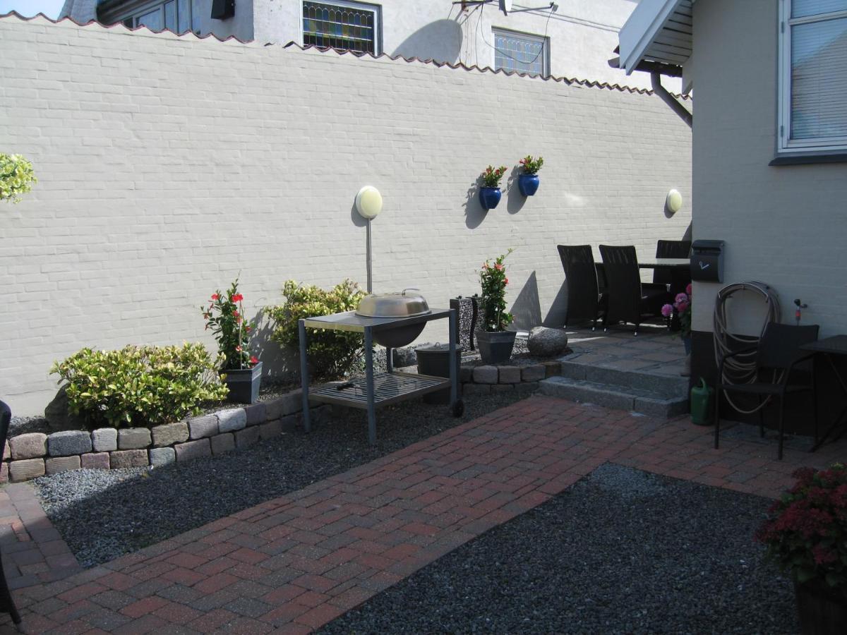 أودنسه Amalie Bed And Breakfast & Apartments المظهر الخارجي الصورة