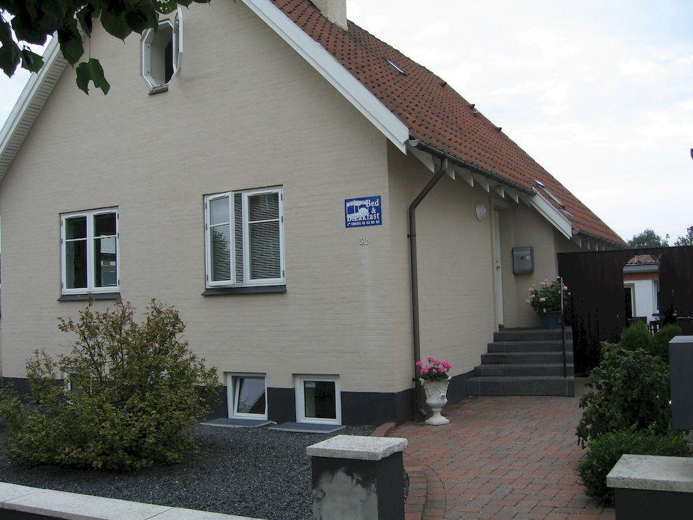 أودنسه Amalie Bed And Breakfast & Apartments المظهر الخارجي الصورة