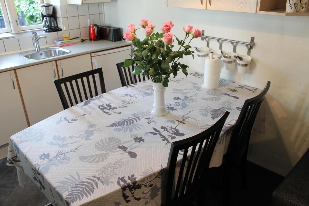 أودنسه Amalie Bed And Breakfast & Apartments المظهر الخارجي الصورة